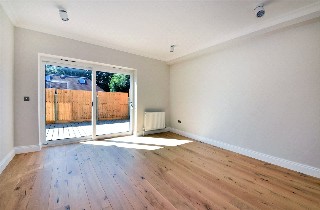 Holly Oak Close, Cheam, Sutton, SM2