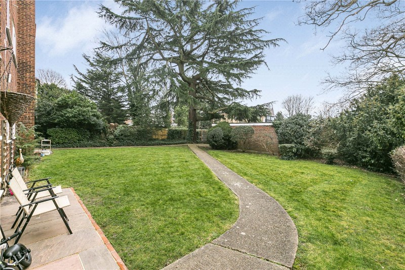 Oakwood Avenue, Beckenham, BR3