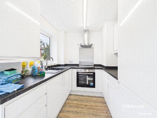 Lima Court, Bath Road, Reading, Berkshire, RG1