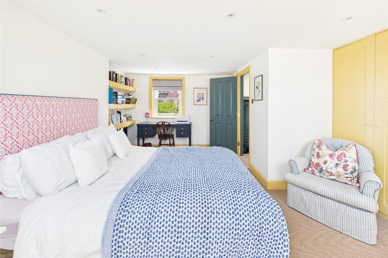 Lowden Road, London, SE24