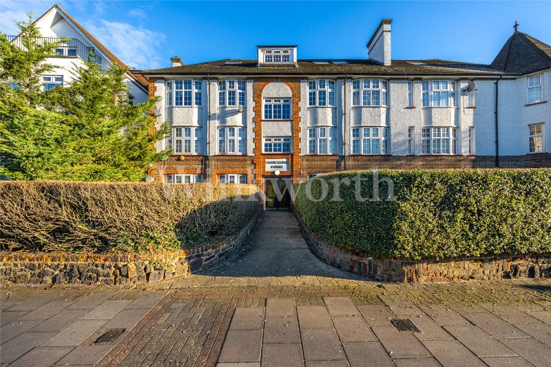 Golders Green Road, London, NW11