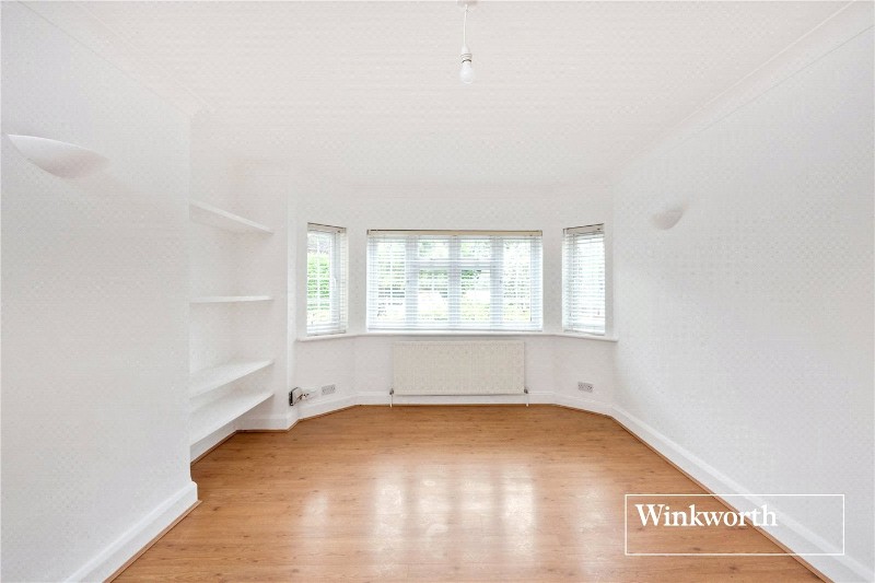 Etchingham Court, Etchingham Park Road, Finchley, London, N3