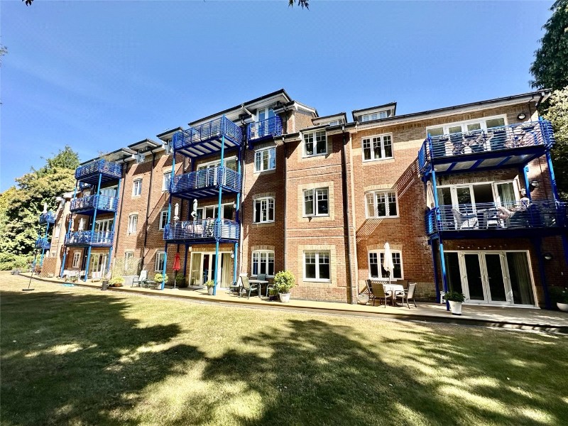 West Cliff Road, Westbourne, Bournemouth, BH4