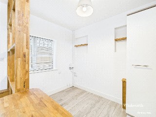 Vastern Road, Reading, Berkshire, RG1