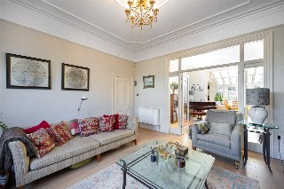 Holmbush Road, London, SW15