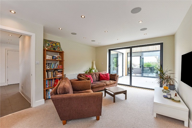 Bereweeke Avenue, Winchester, Hampshire, SO22