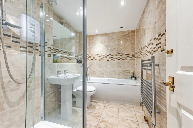 Overbury Avenue, Beckenham, BR3