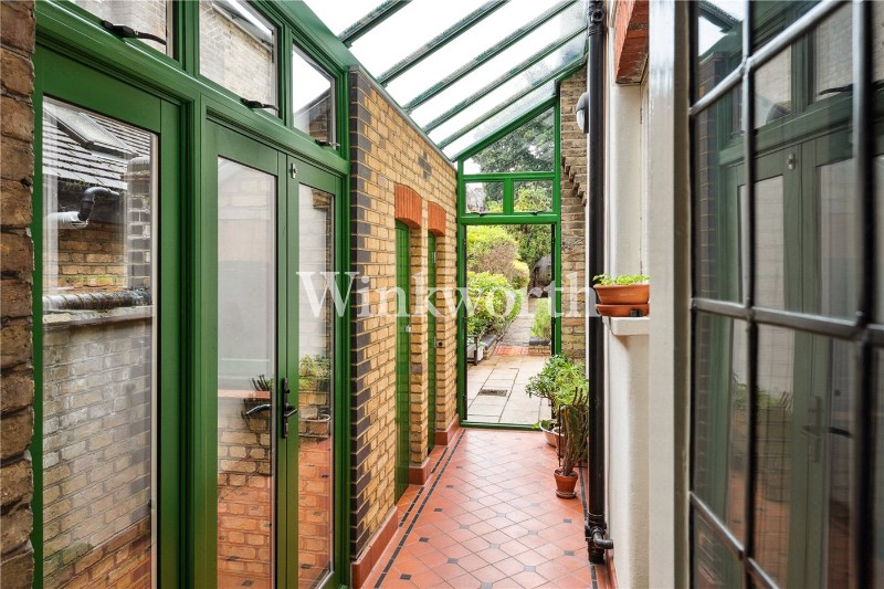 Derwent Road, London, N13