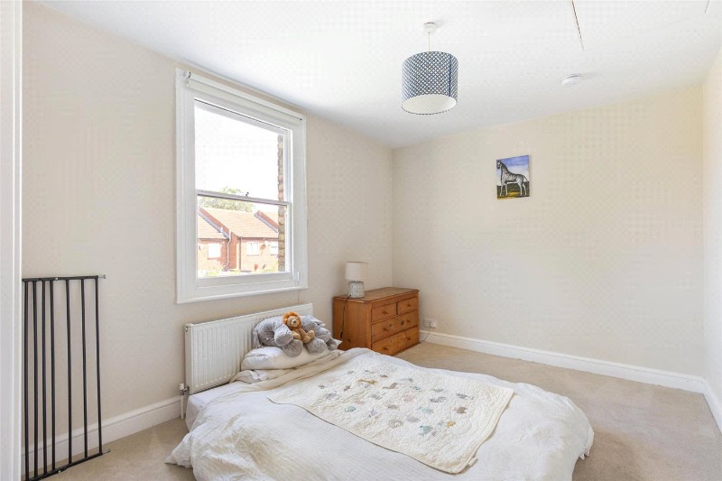 Carberry Road, London, SE19