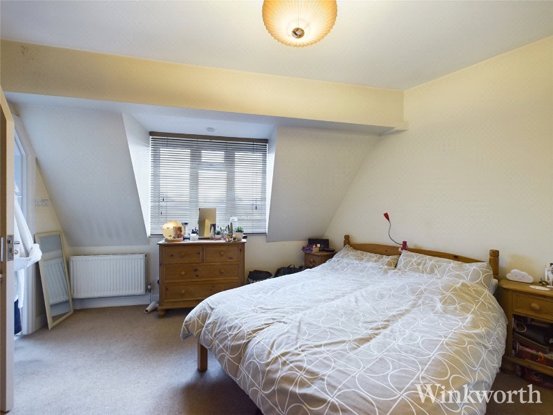 Grosvenor Parade, Uxbridge Road, London, W5