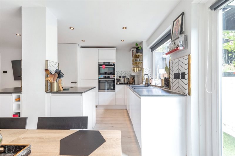 Dunsmure Road, London, N16
