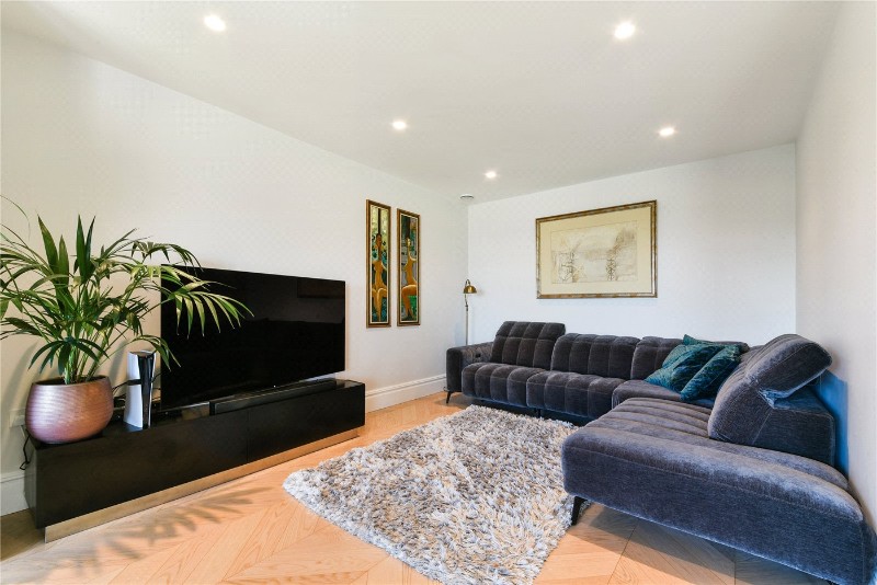 Chipstead Way, Banstead, Surrey, SM7