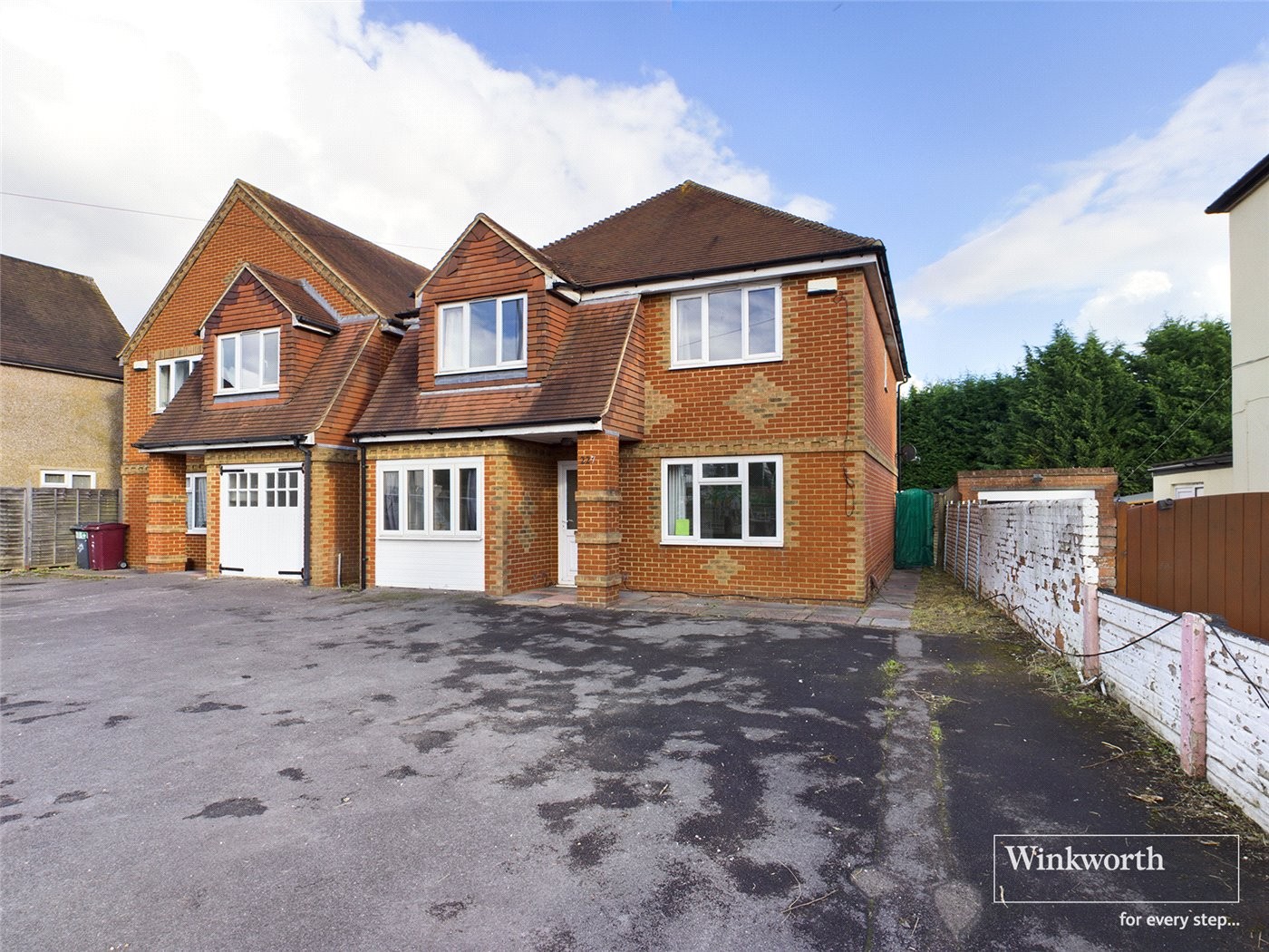 4 bedroom property for sale in Basingstoke Road, Reading, Berkshire
