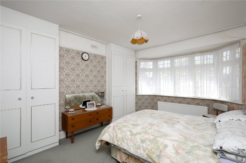 Gunnersbury Gardens, London, W3