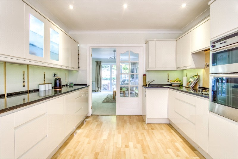 Canford Cliffs Avenue, Poole, BH14