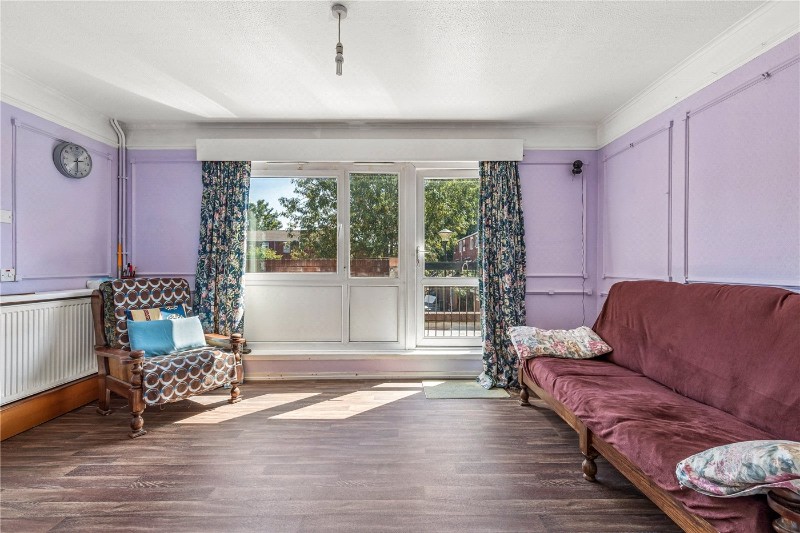 Tresham Walk, London, E9