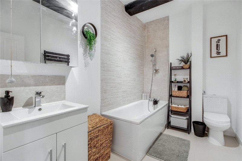Heckingham Park Drive, Hales, Norwich, Norfolk, NR14