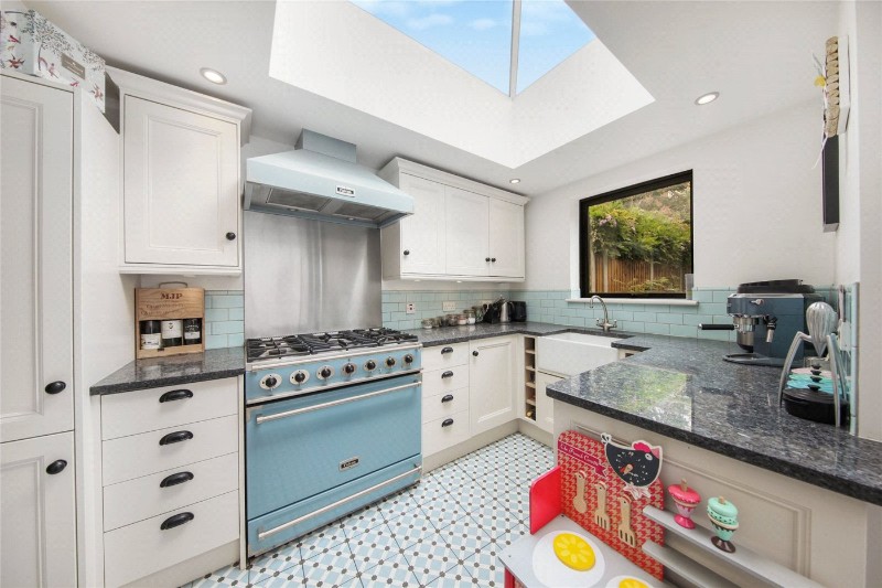 Calverley Grove, London, N19