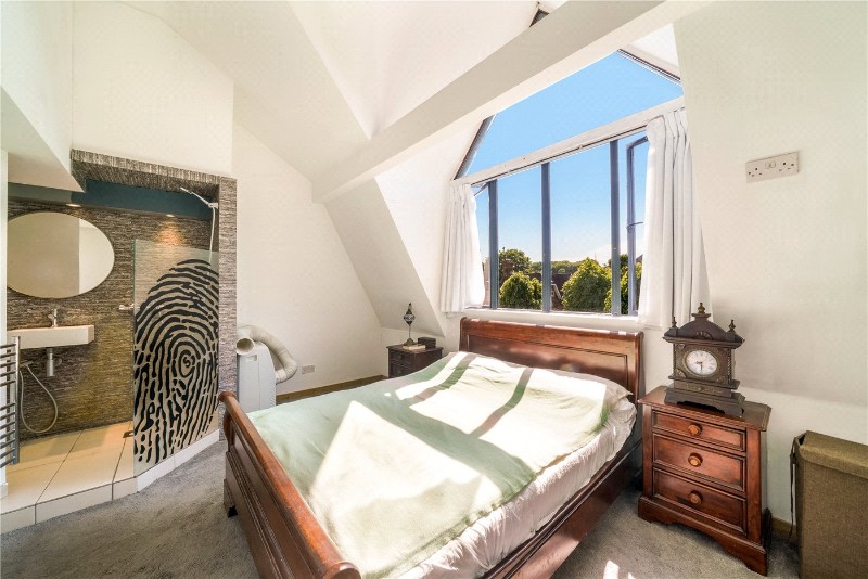 Archway Road, London, N6