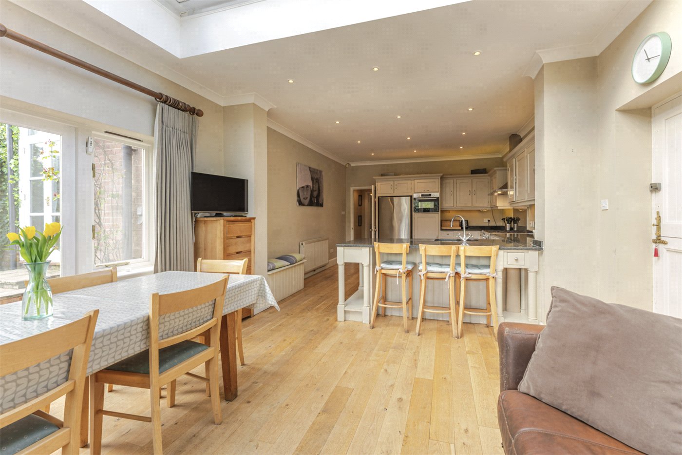 Dining To Kitchen