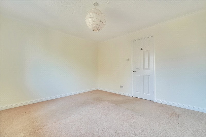 Whitlet Close, Farnham, Surrey, GU9