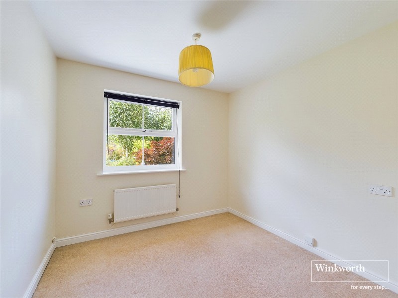 Duchess Close, Crowthorne, Berkshire, RG45