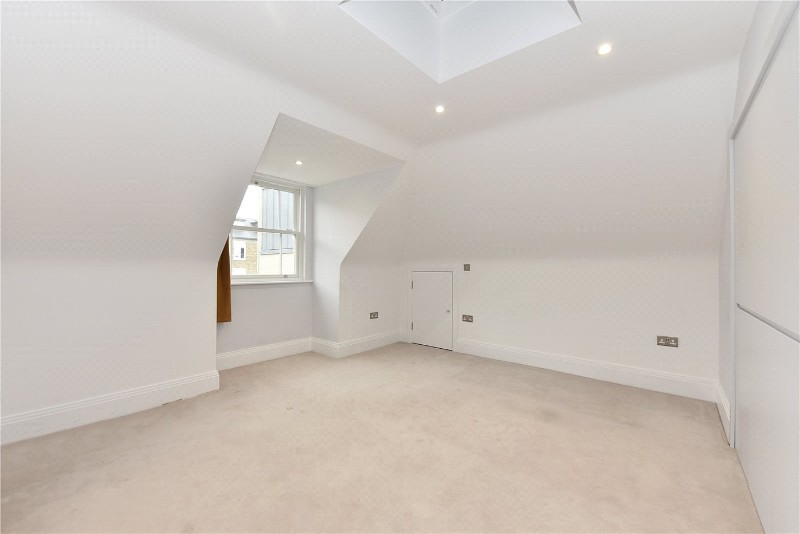 Gunnersbury Mews, London, W4