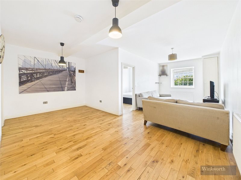 Barnsbury Lane, Surbiton, KT5