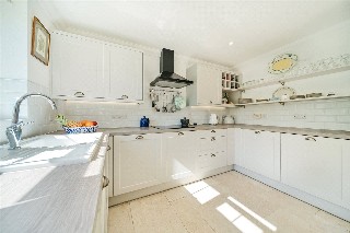 Tubbs Lane, Highclere, Newbury, Hampshire, RG20