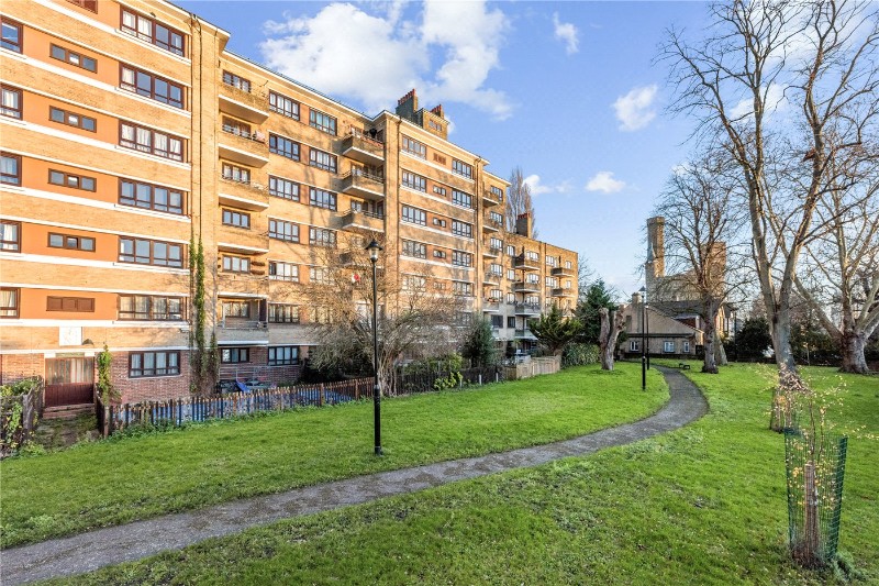 Green Lanes, London, N4