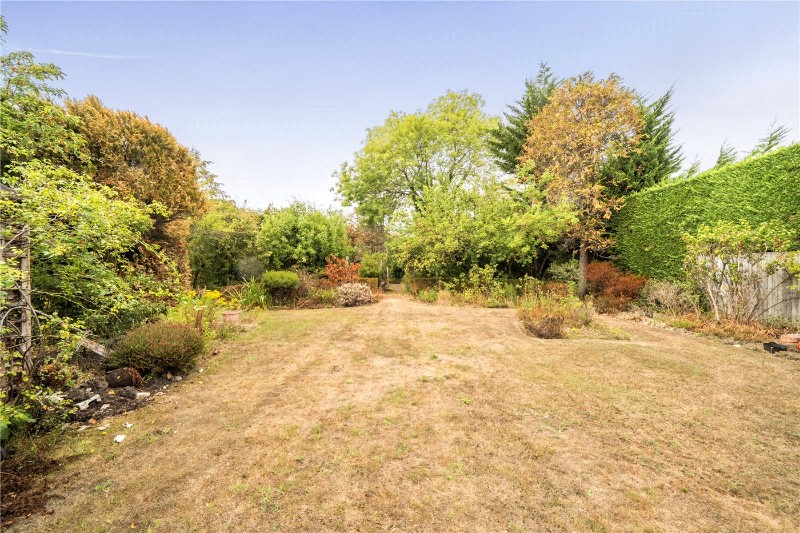 Echo Barn Lane, Wrecclesham, Farnham, Surrey, GU10
