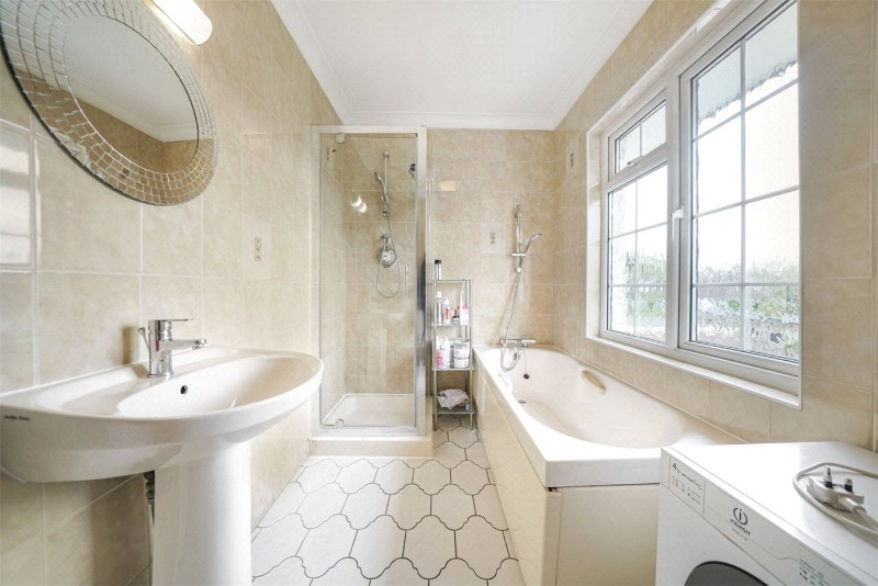 The Vale, London, NW11