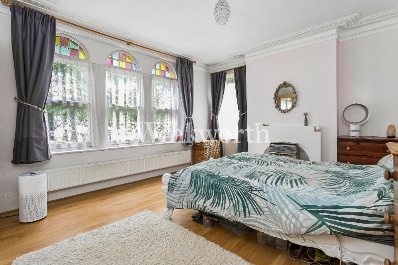 Willoughby Road, London, N8