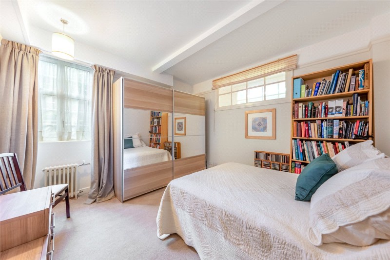 Eyre Court, Finchley Road, St John&#39;s Wood, London, NW8