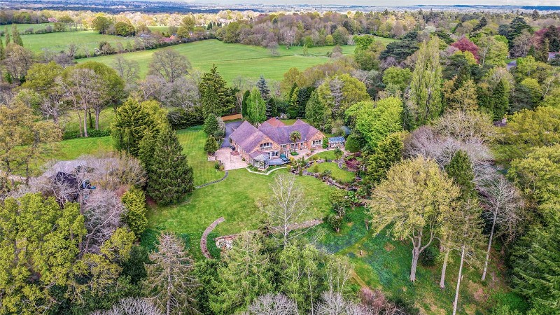 Jubilee Road, Finchampstead, Wokingham, Berkshire, RG40