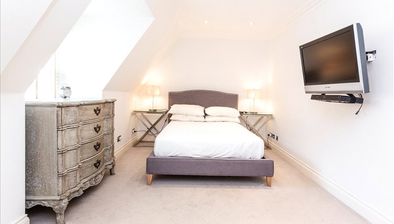 Grosvenor Hill, London, W1K