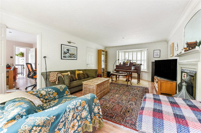 Sarum Close, Winchester, Hampshire, SO22