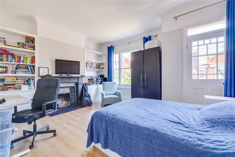 Bovingdon Road, London, SW6