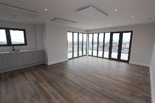 London Road, Hadleigh, Benfleet, Essex, SS7