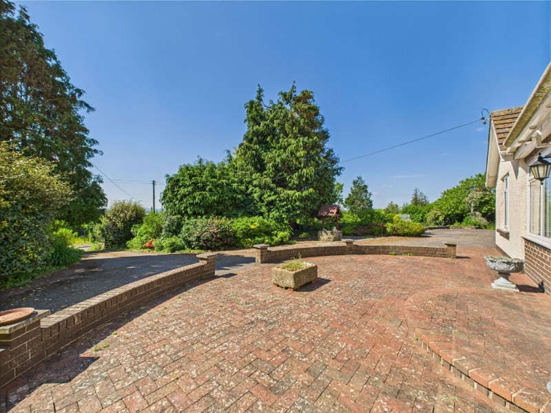 Barnstaple Cross, Crediton, Devon, EX17