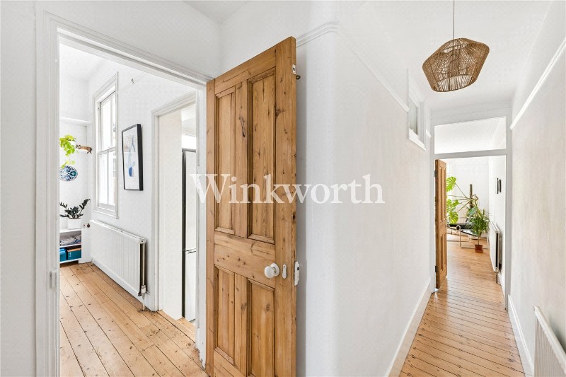 Lakeside Road, London, N13