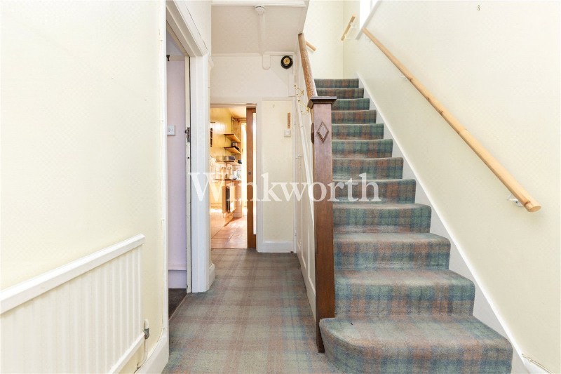 Norman Way, London, N14