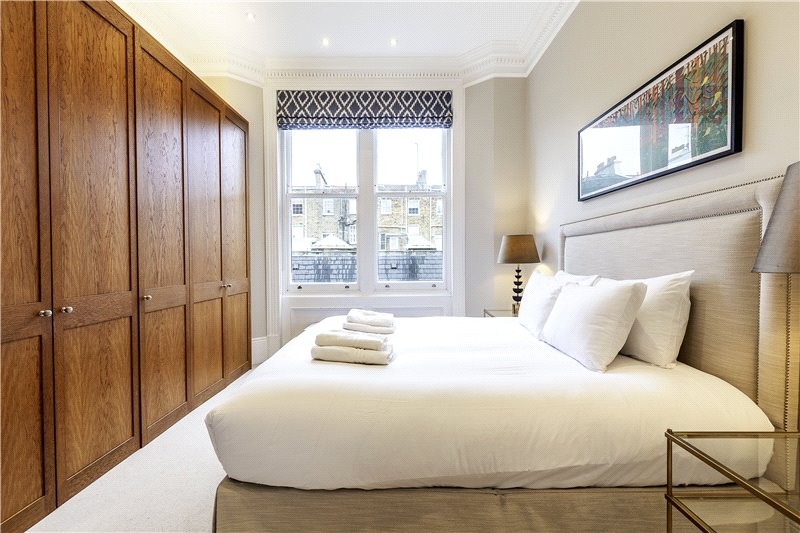 Rosary Gardens, South Kensington, London, SW7