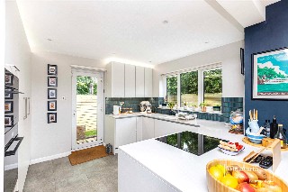 Hinton Wood Avenue, Highcliffe, Christchurch, BH23