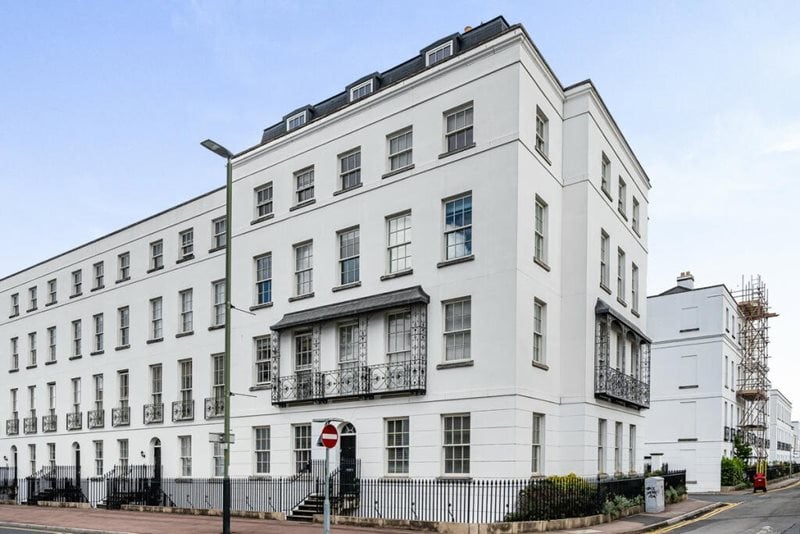 Albion Street, Cheltenham, GL52