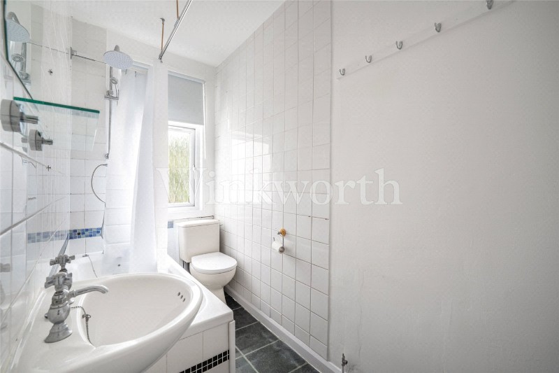 Sunningfields Road, London, NW4
