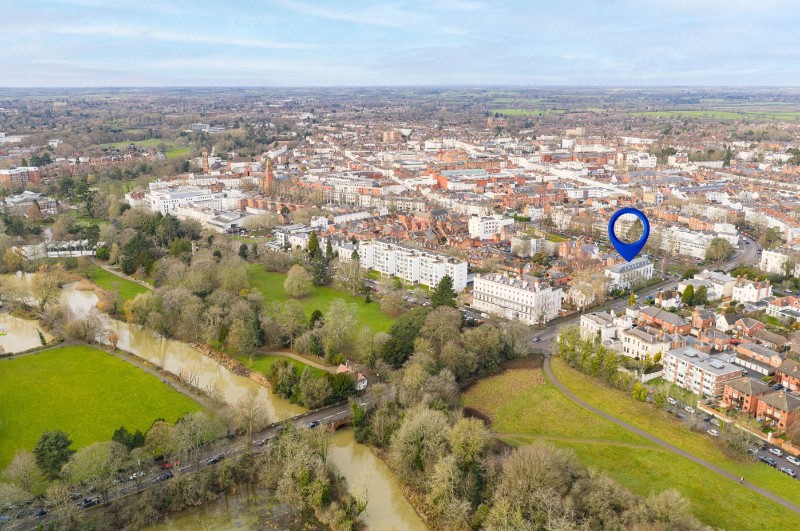 Brandon Parade, Leamington Spa, Warwickshire, CV32