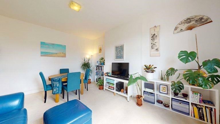 Chatsworth Road, Mapesbury, London, NW2