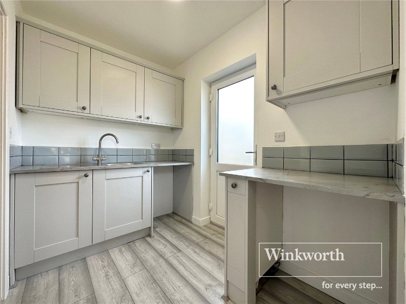 Bracken Road, Ferndown, BH22
