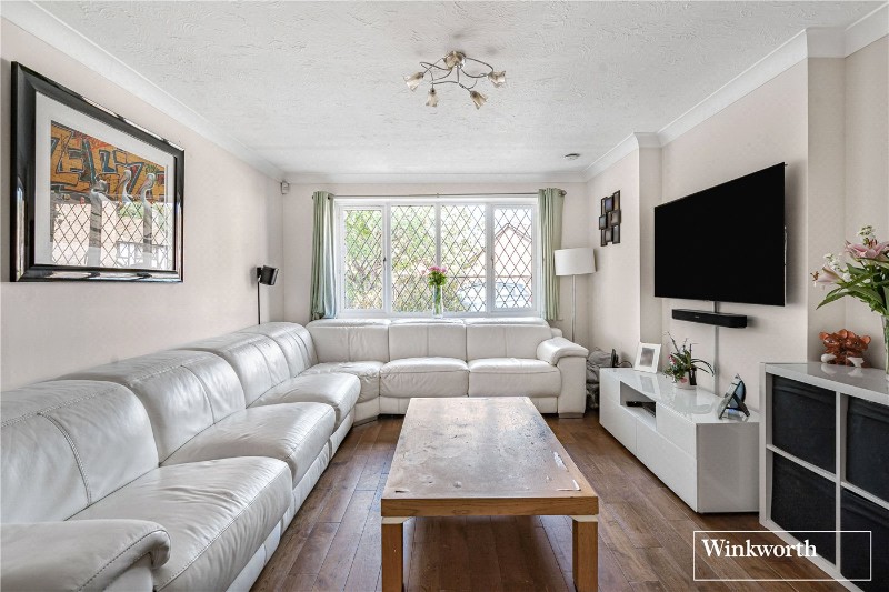 Shire Close, Bagshot, Surrey, GU19